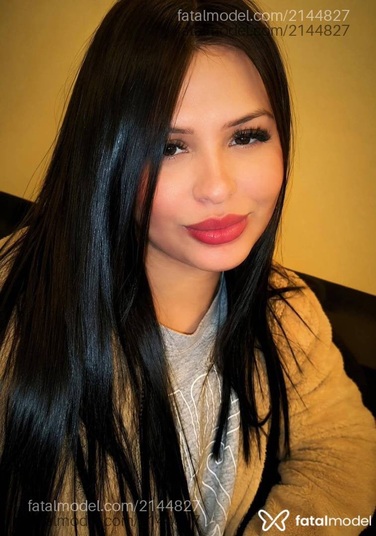 Acompanhante mulher morena (o) de olhos castanhos - Melany