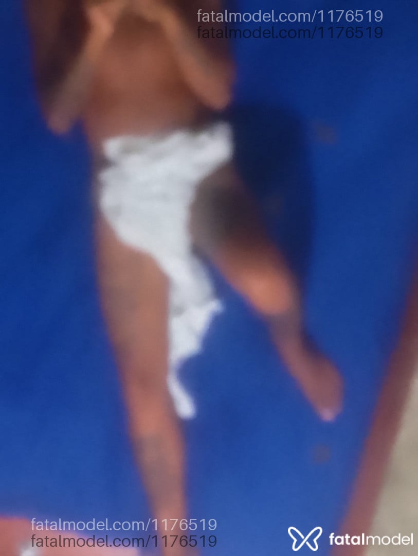 Acompanhante homem morena (o) de olhos castanhos em Feira de Santana Acompanhante homem morena (o) de olhos castanhos em Feira de Santana - Michell