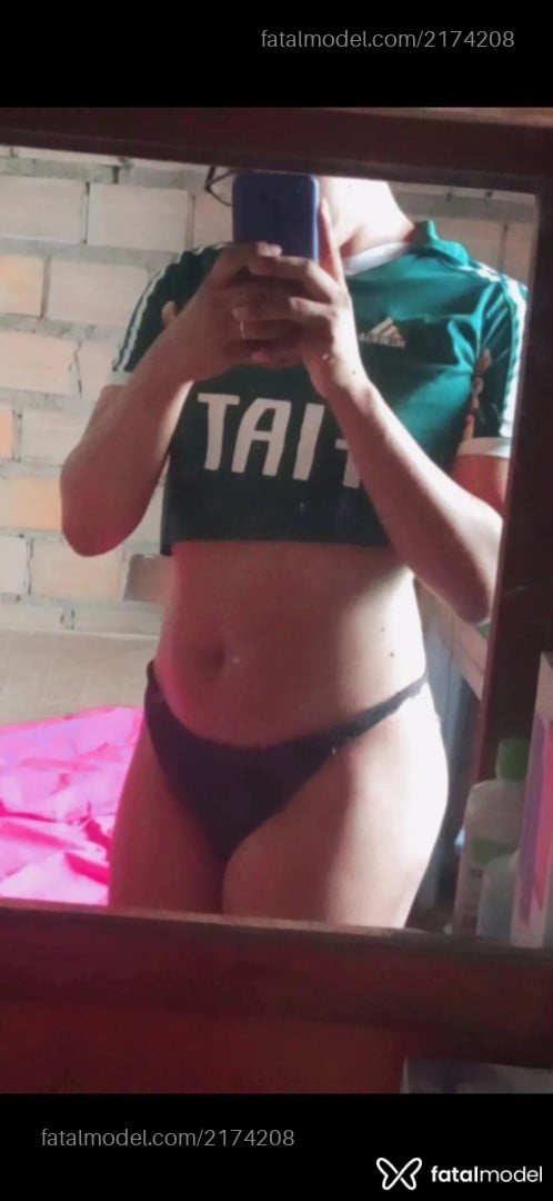 Acompanhante mulher trans morena (o) de olhos castanhos em Capanema - Vitória