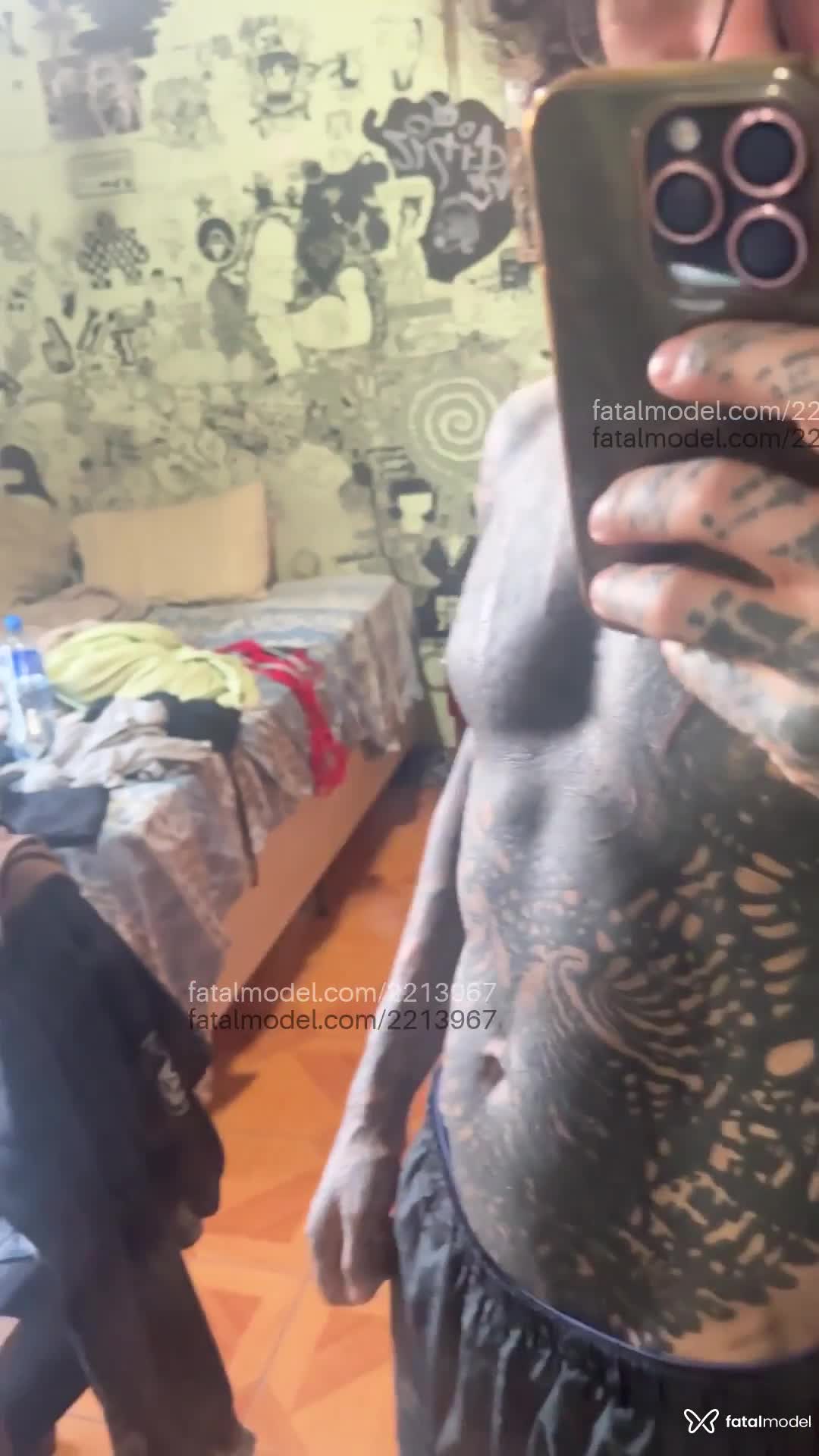 Acompanhante homem morena (o) de olhos pretos em São Paulo Acompanhante homem morena (o) de olhos pretos em São Paulo - Victor Diniz