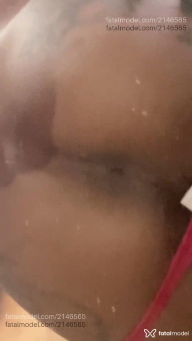 Acompanhante mulher trans com cabelo castanho de olhos castanhos em João Monlevade - Angel