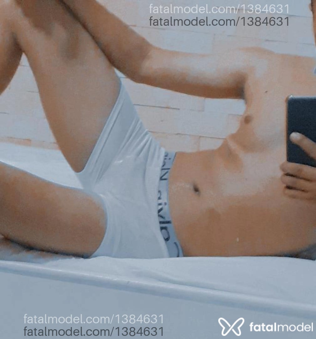Acompanhante homem morena (o) de olhos castanhos - Luccas santo Acompanhante homem morena (o) de olhos castanhos - Luccas santo