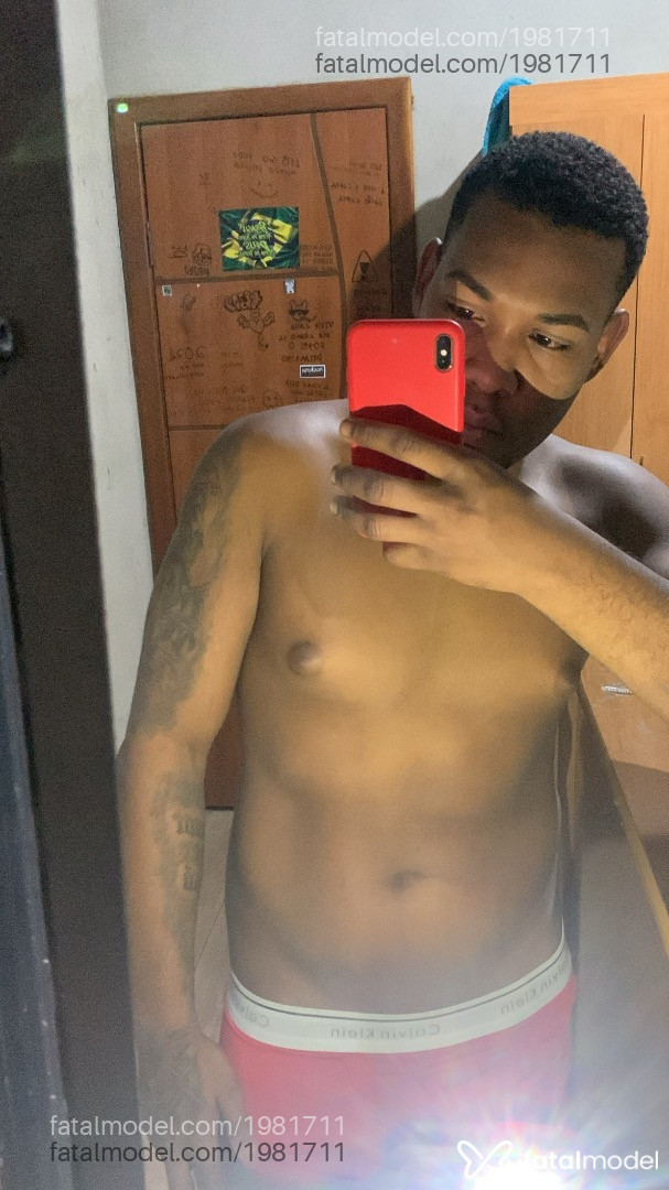 Acompanhante homem morena (o) de olhos mel em Belo Horizonte - Nego boyy