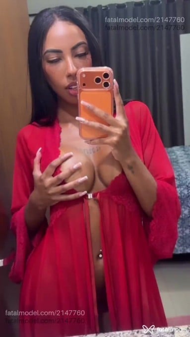 Acompanhante mulher morena (o) de olhos pretos em Brasília - Lavínia
