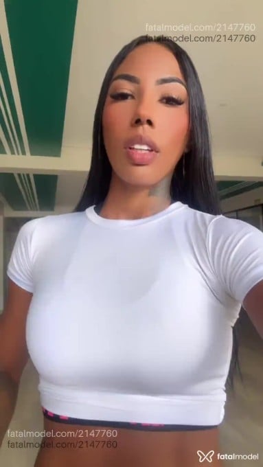 Acompanhante mulher morena (o) de olhos pretos em Brasília Acompanhante mulher morena (o) de olhos pretos em Brasília - Lavínia