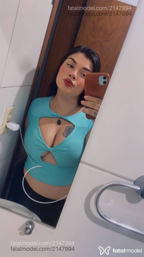 Acompanhante mulher com cabelo castanho de olhos castanhos em Sorocaba - Lorena