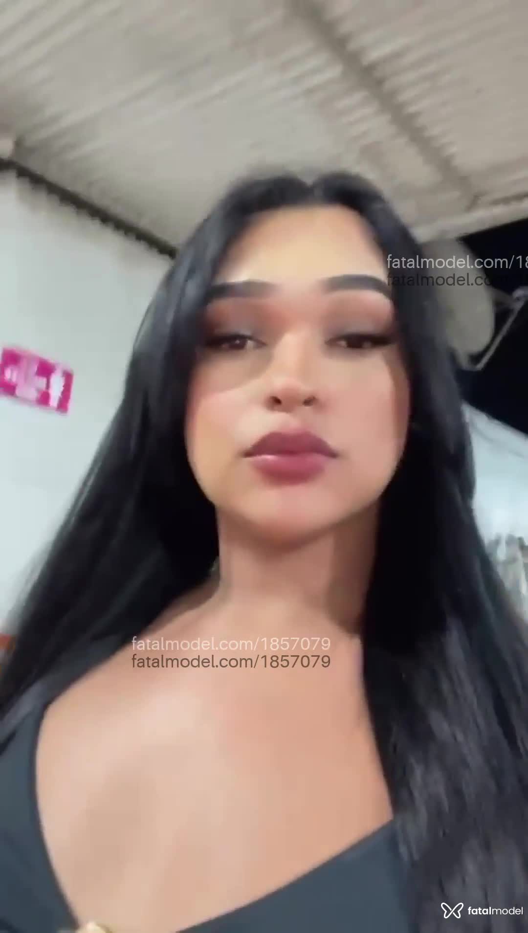 Acompanhante mulher trans morena (o) de olhos castanhos em Sapezal - Mirelly Garcia