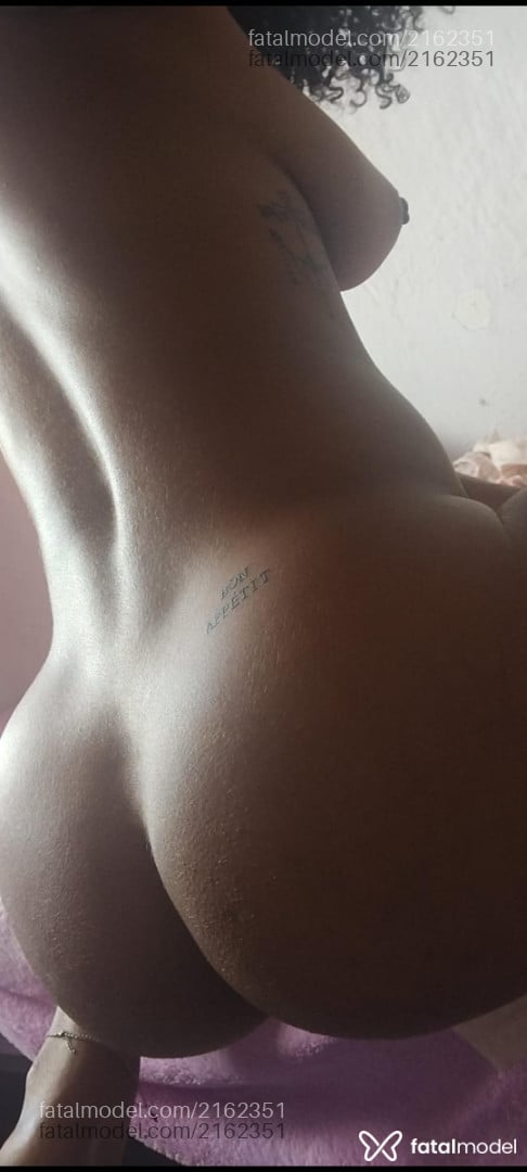 Acompanhante mulher com cabelo castanho de olhos castanhos em Salvador - Lulu