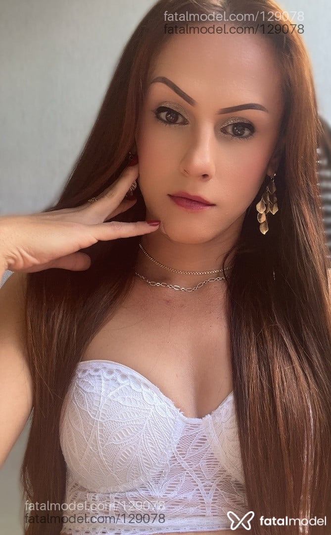 Acompanhante travesti com cabelo castanho de olhos castanhos em Bauru Acompanhante travesti com cabelo castanho de olhos castanhos em Bauru - Bruna Oliveira