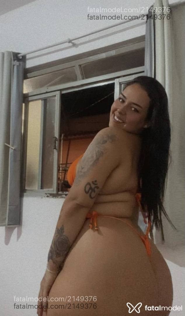 Acompanhante mulher morena (o) de olhos castanhos - Paloma