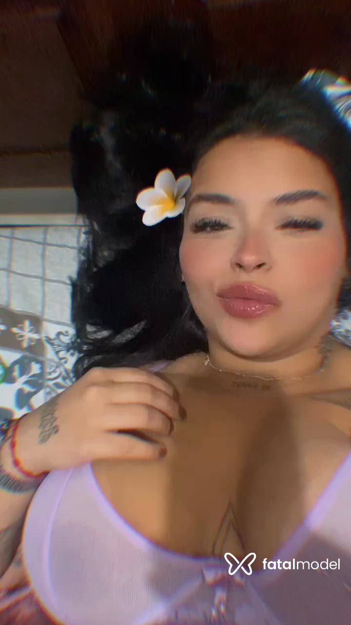 Acompanhante mulher morena (o) de olhos castanhos - Paloma Acompanhante mulher morena (o) de olhos castanhos - Paloma