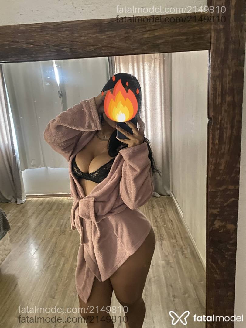 Acompanhante mulher morena (o) de olhos castanhos em Campo Mourão - Mariah Lira