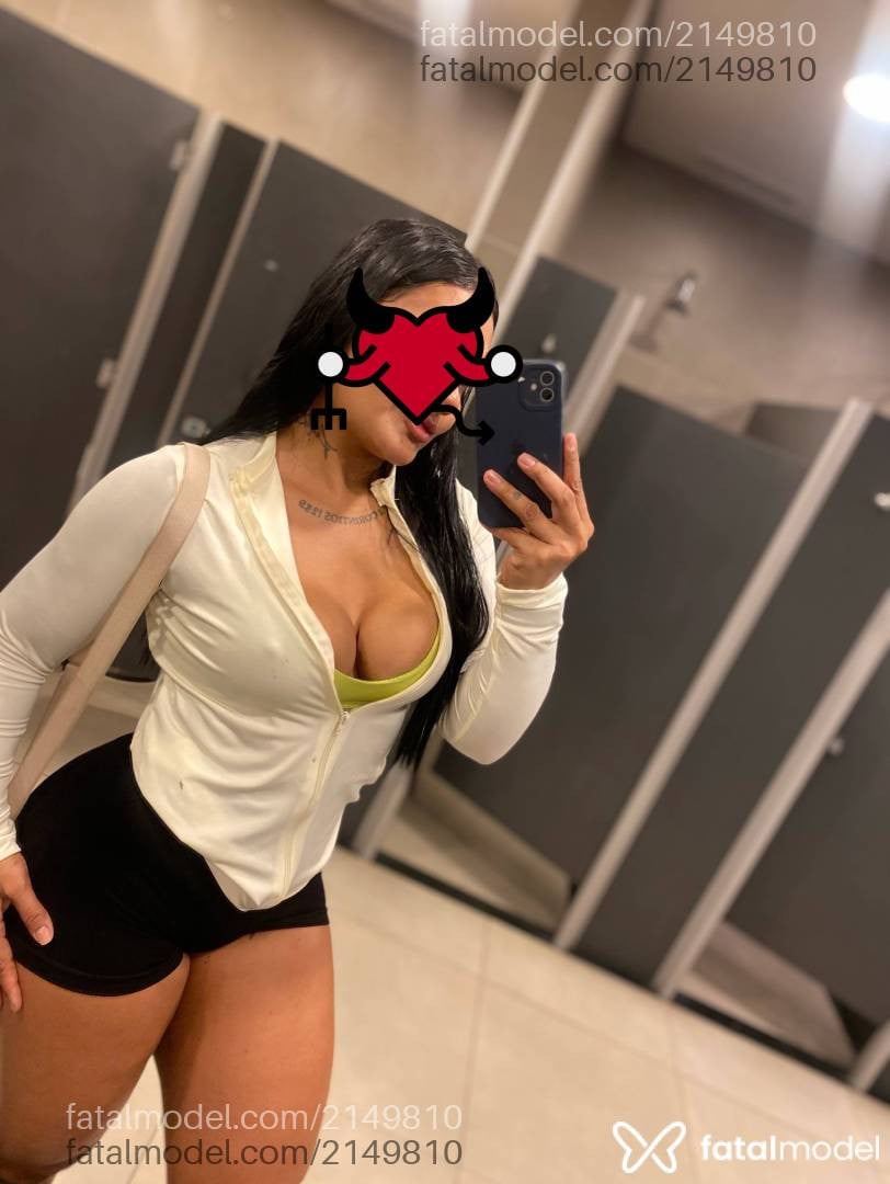 Acompanhante mulher morena (o) de olhos castanhos - Mariah Lira