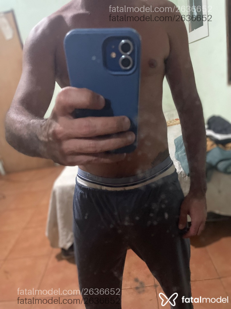 Acompanhante homem com cabelo grisalho de olhos pretos em Porto Velho - Kelvinbrother