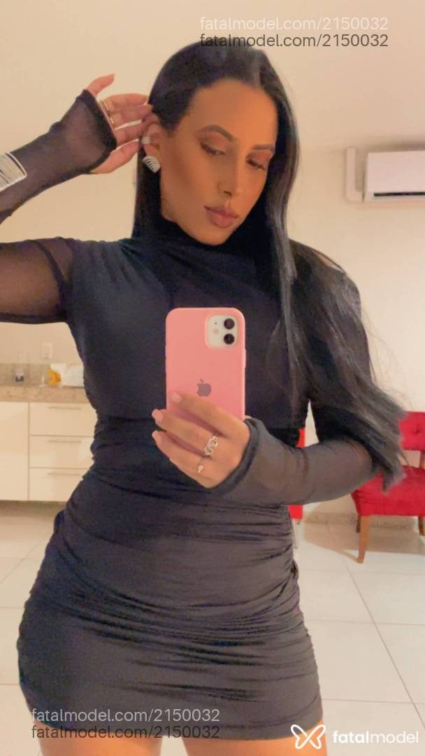Acompanhante mulher com cabelo castanho de olhos castanhos - Agatha