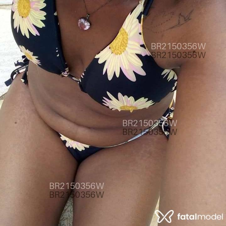 Acompanhante mulher ruiva (o) de olhos pretos em São José dos Campos Acompanhante mulher ruiva (o) de olhos pretos em São José dos Campos - Afrodite