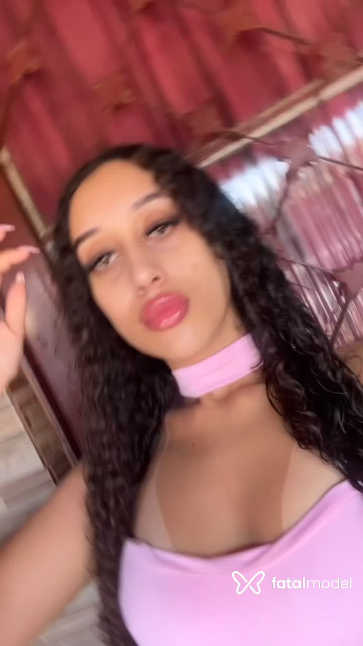 Acompanhante mulher com cabelo castanho de olhos castanhos - Jade