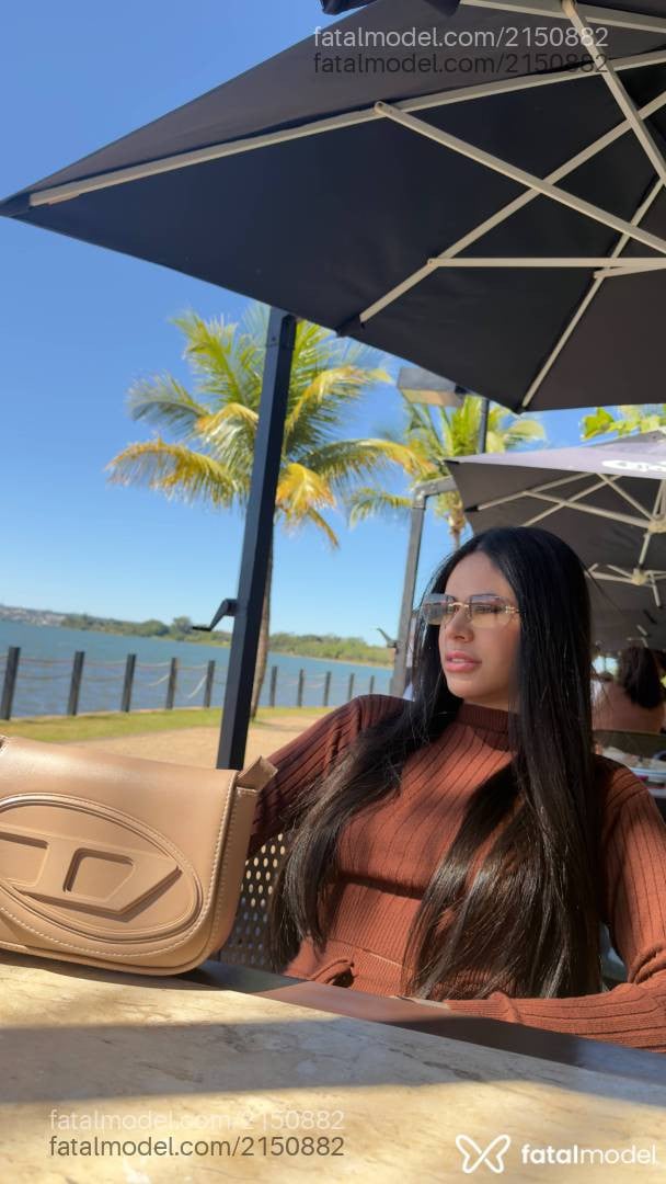 Acompanhante mulher morena (o) de olhos castanhos em Brasília - Bella