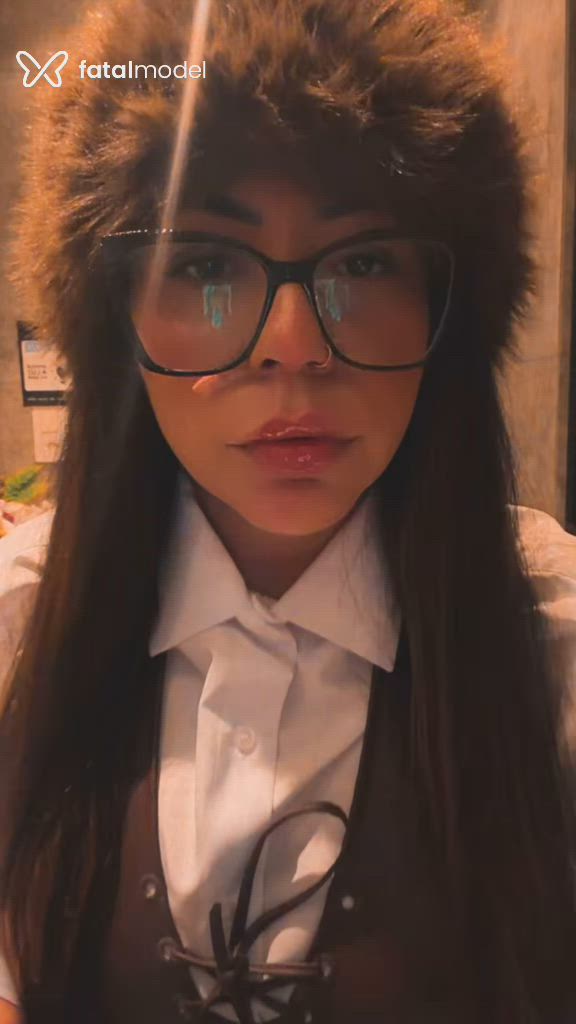 Acompanhante mulher com cabelo castanho de olhos castanhos em Piracicaba - Jessica Salles