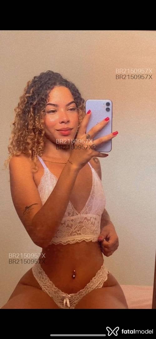 Acompanhante mulher com cabelo castanho de olhos castanhos em Campina Grande - Luísa Garcia