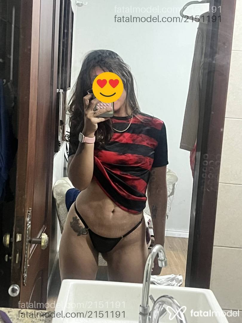 Acompanhante mulher com cabelo castanho de olhos castanhos - Fernanda Acompanhante mulher com cabelo castanho de olhos castanhos - Fernanda