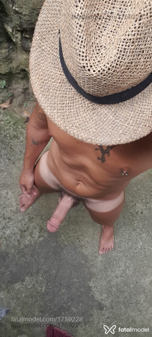 Acompanhante homem com cabelo castanho de olhos castanhos em São Sebastião - Arthur Henr Dotad