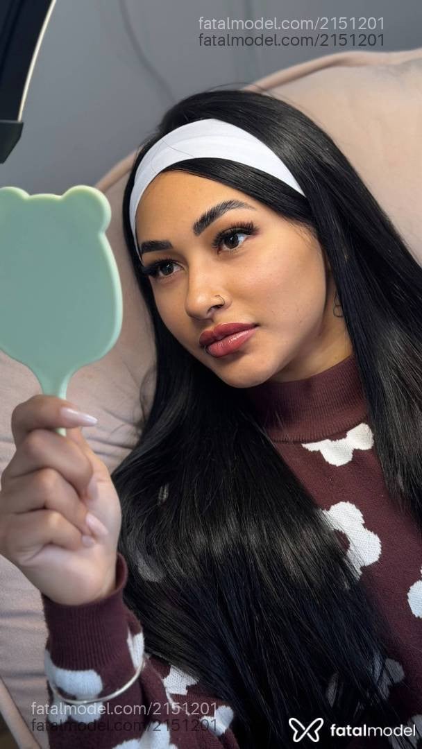 Acompanhante mulher morena (o) de olhos castanhos em Tijucas - Ayumi