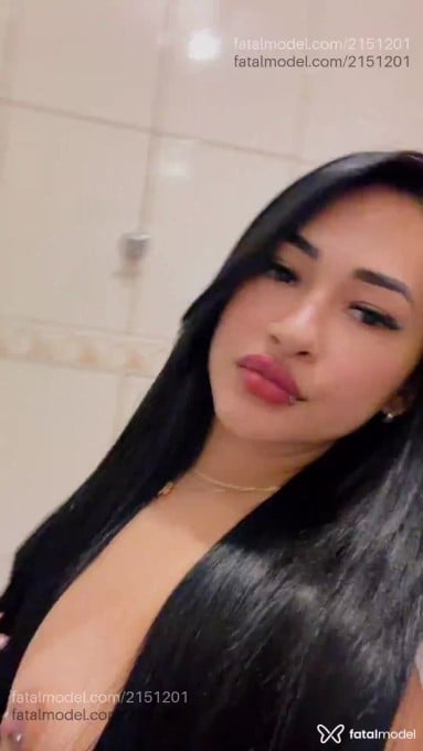 Acompanhante mulher morena (o) de olhos castanhos em São José Acompanhante mulher morena (o) de olhos castanhos em São José - Ayumi