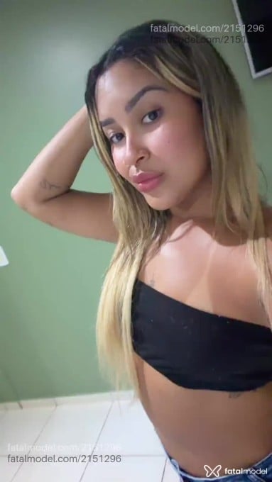 Acompanhante mulher loira (o) de olhos castanhos em Paraíso do Tocantins Acompanhante mulher loira (o) de olhos castanhos em Paraíso do Tocantins - Sabrina Sanches