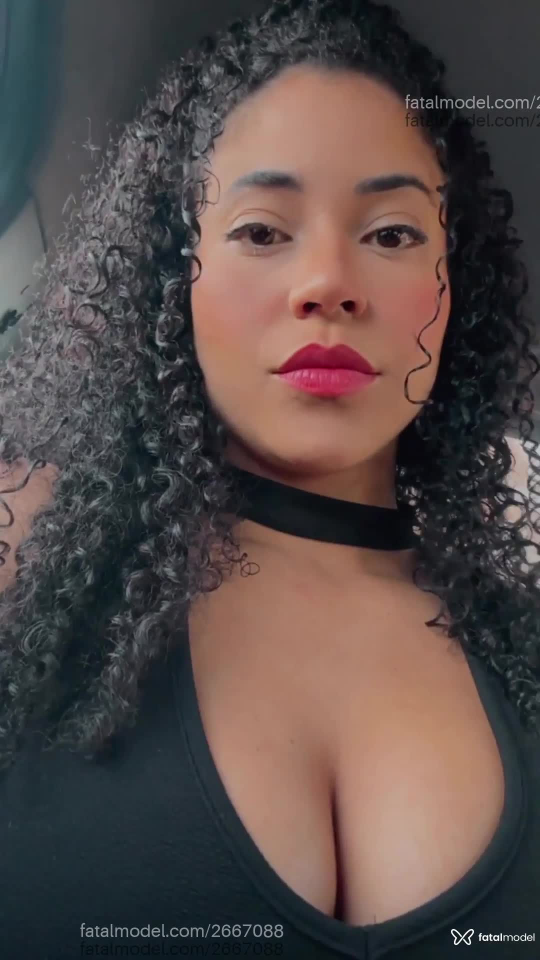 Acompanhante mulher morena (o) de olhos castanhos em São Paulo - Valentina