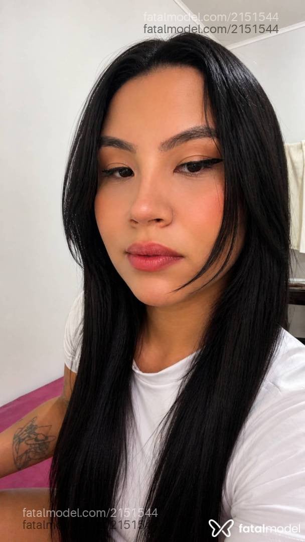 Acompanhante mulher morena (o) de olhos castanhos em Primavera do Leste - Alanna