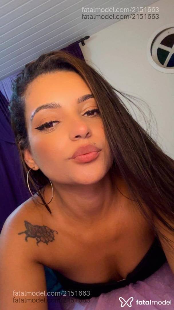 Acompanhante mulher com cabelo castanho de olhos mel em São José - Amanda