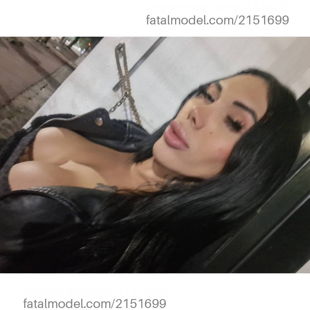 Acompanhante mulher trans morena (o) de olhos mel em Curitiba - Julia
