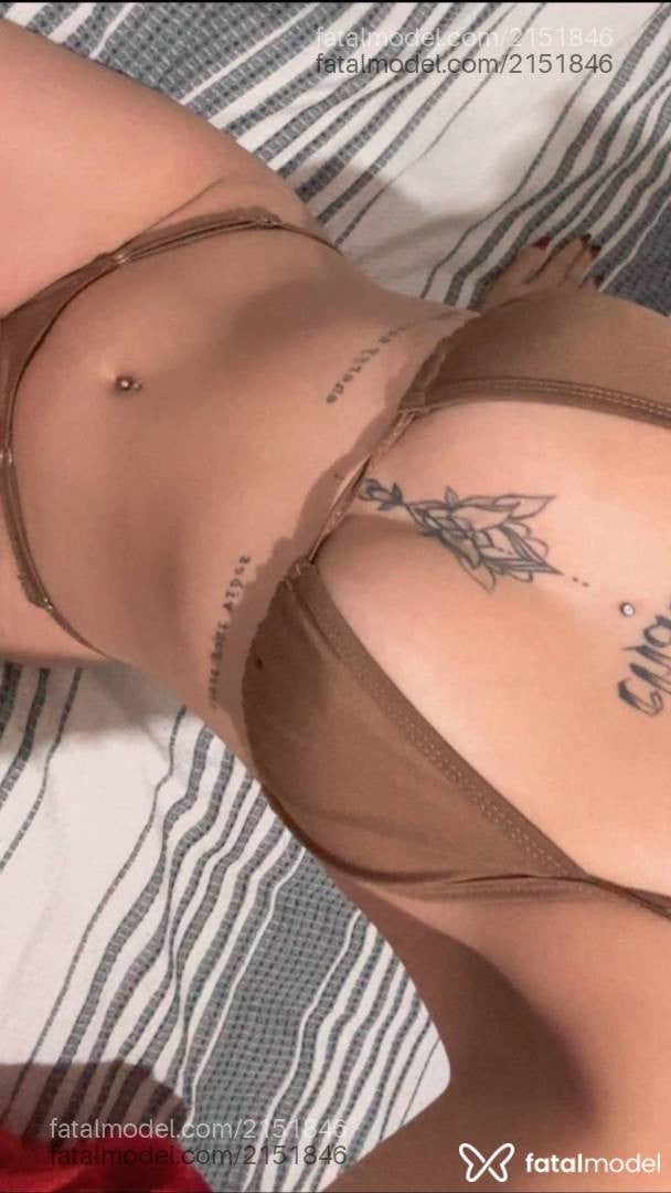 Acompanhante mulher morena (o) de olhos castanhos - Luuna