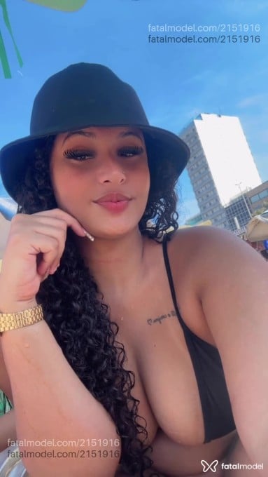 Acompanhante mulher morena (o) de olhos castanhos - Bruna Rodrigues