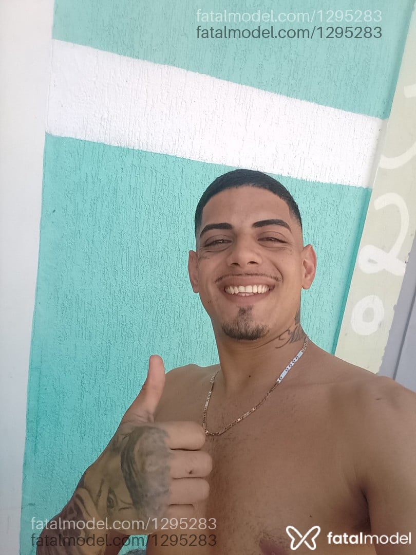 Acompanhante homem morena (o) de olhos pretos em Limeira Acompanhante homem morena (o) de olhos pretos em Limeira - NovinHo