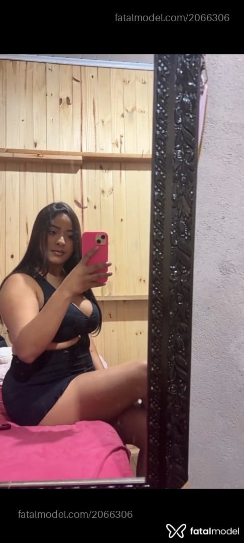 Acompanhante mulher com cabelo castanho de olhos castanhos - Gaby Fernandes