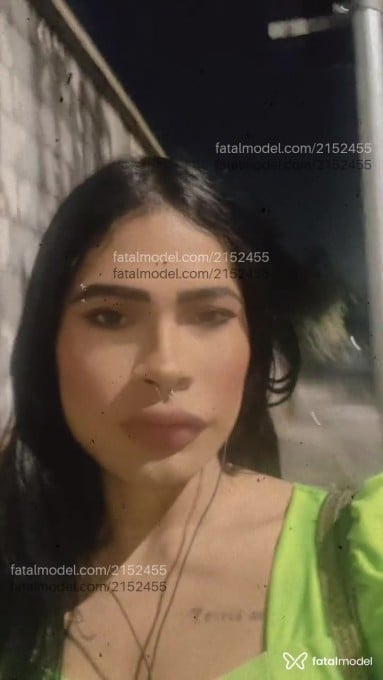 Acompanhante mulher trans morena (o) de olhos pretos - Stefany Bertolucci Acompanhante mulher trans morena (o) de olhos pretos - Stefany Bertolucci