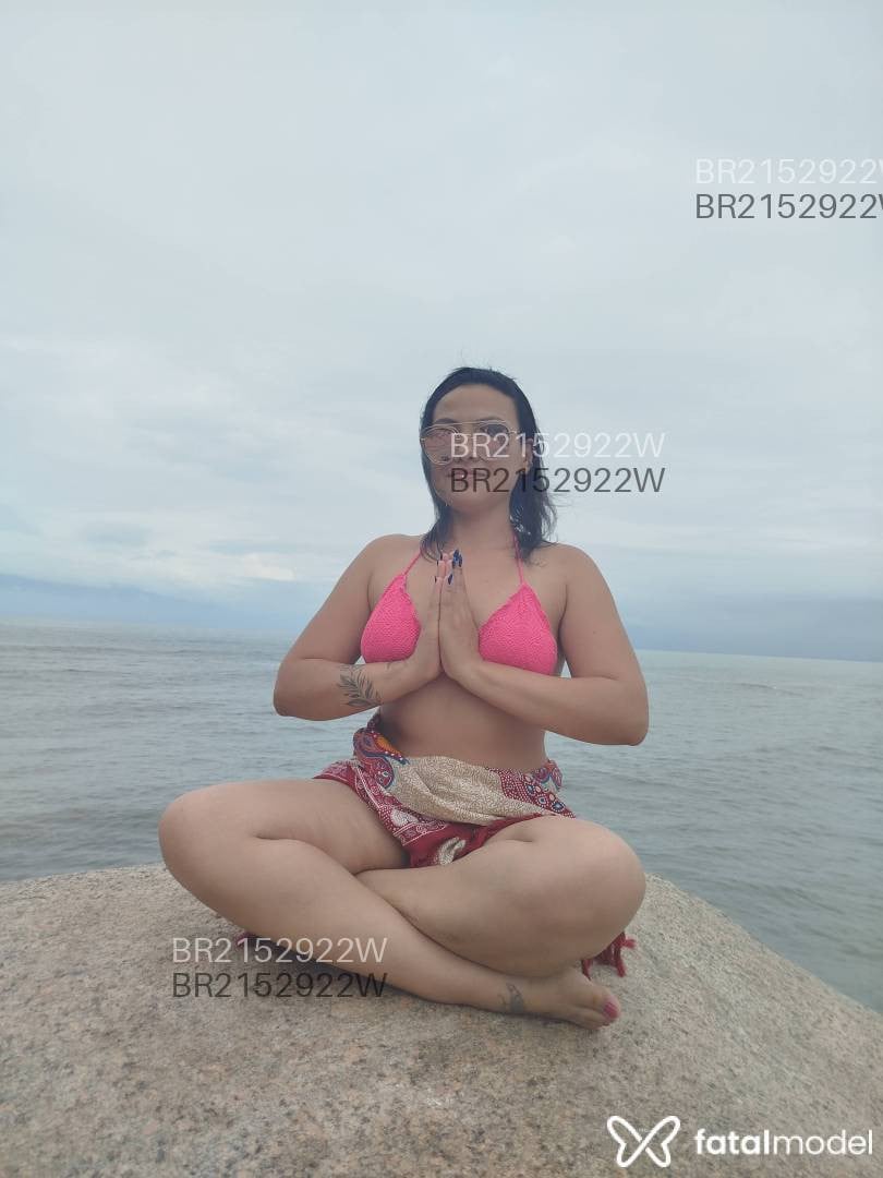 Acompanhante mulher com cabelo castanho de olhos castanhos em São Paulo Acompanhante mulher com cabelo castanho de olhos castanhos em São Paulo - Paula