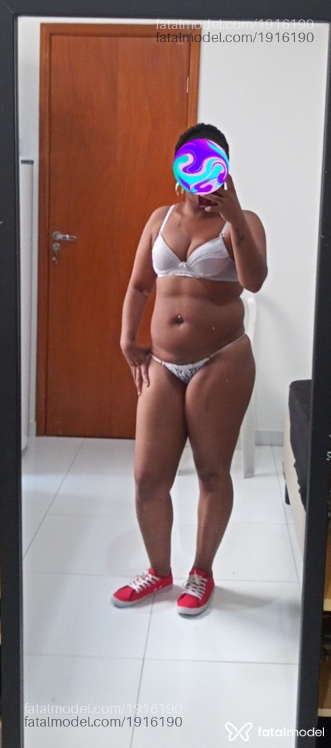 Acompanhante mulher morena (o) de olhos pretos - Luana Acompanhante mulher morena (o) de olhos pretos - Luana
