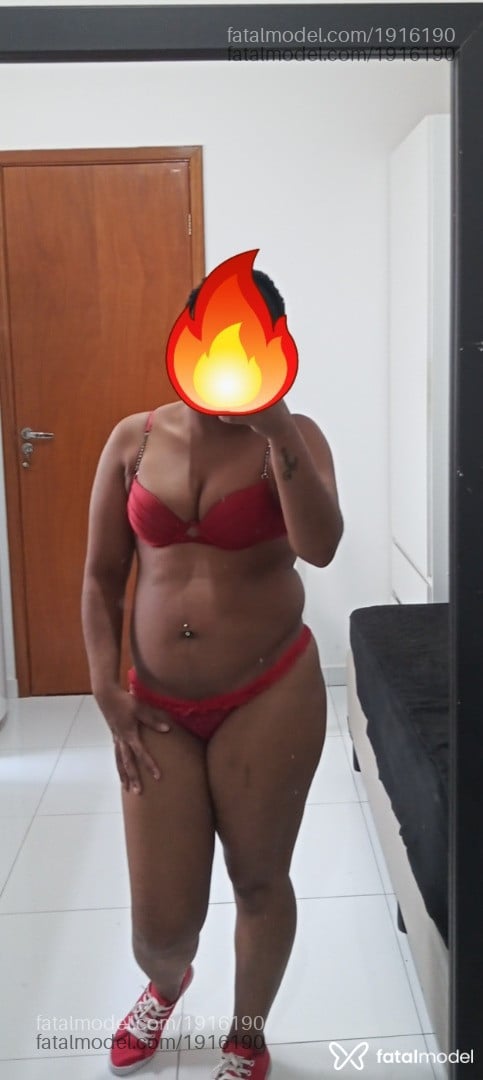 Acompanhante mulher morena (o) de olhos pretos - Luana Acompanhante mulher morena (o) de olhos pretos - Luana