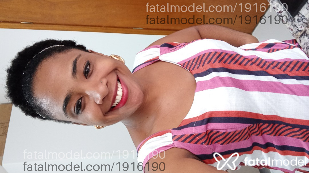 Acompanhante mulher morena (o) de olhos pretos - Luana Acompanhante mulher morena (o) de olhos pretos - Luana