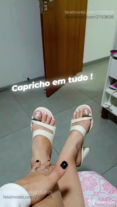 Acompanhante mulher loira (o) de olhos castanhos em Rolim de Moura Acompanhante mulher loira (o) de olhos castanhos em Rolim de Moura - Gaby