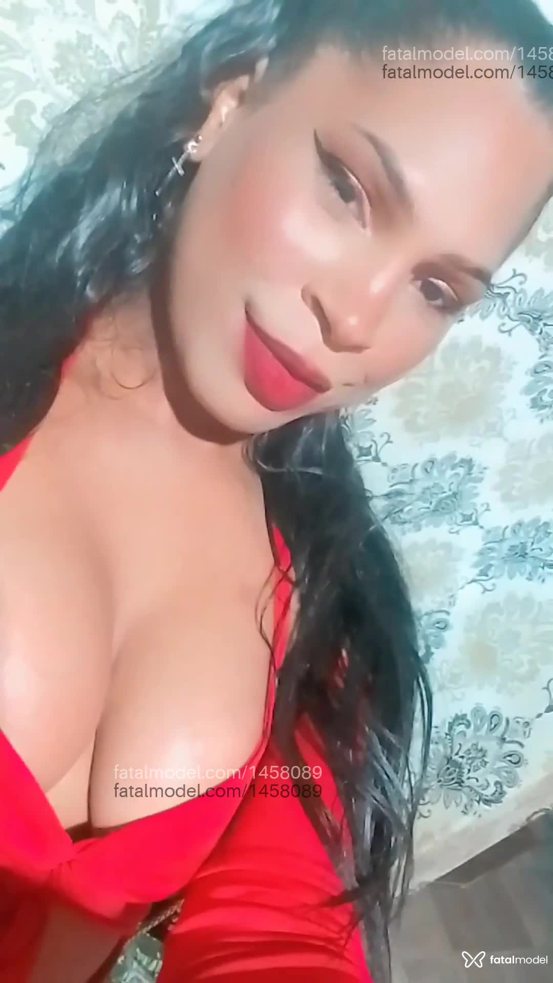 Acompanhante mulher trans morena (o) de olhos castanhos em Varjão de Minas - Bebel