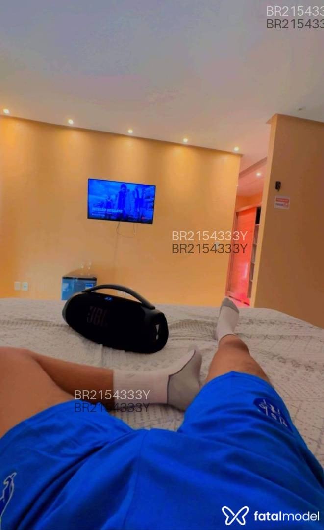 Acompanhante homem com cabelo castanho de olhos castanhos em Macapá - Benjamin
