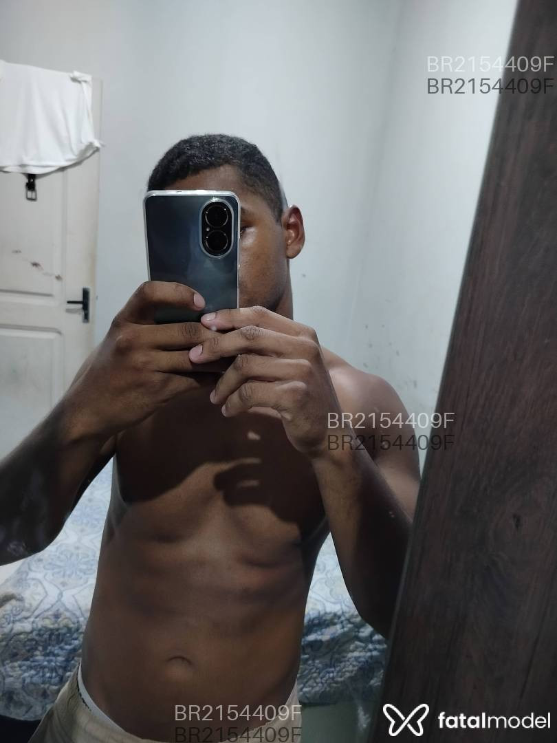 Acompanhante homem morena (o) de olhos pretos em Belém - Paulinho