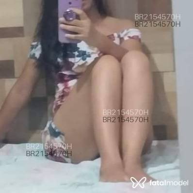 Acompanhante mulher morena (o) de olhos castanhos em Virtual - Flor Morena