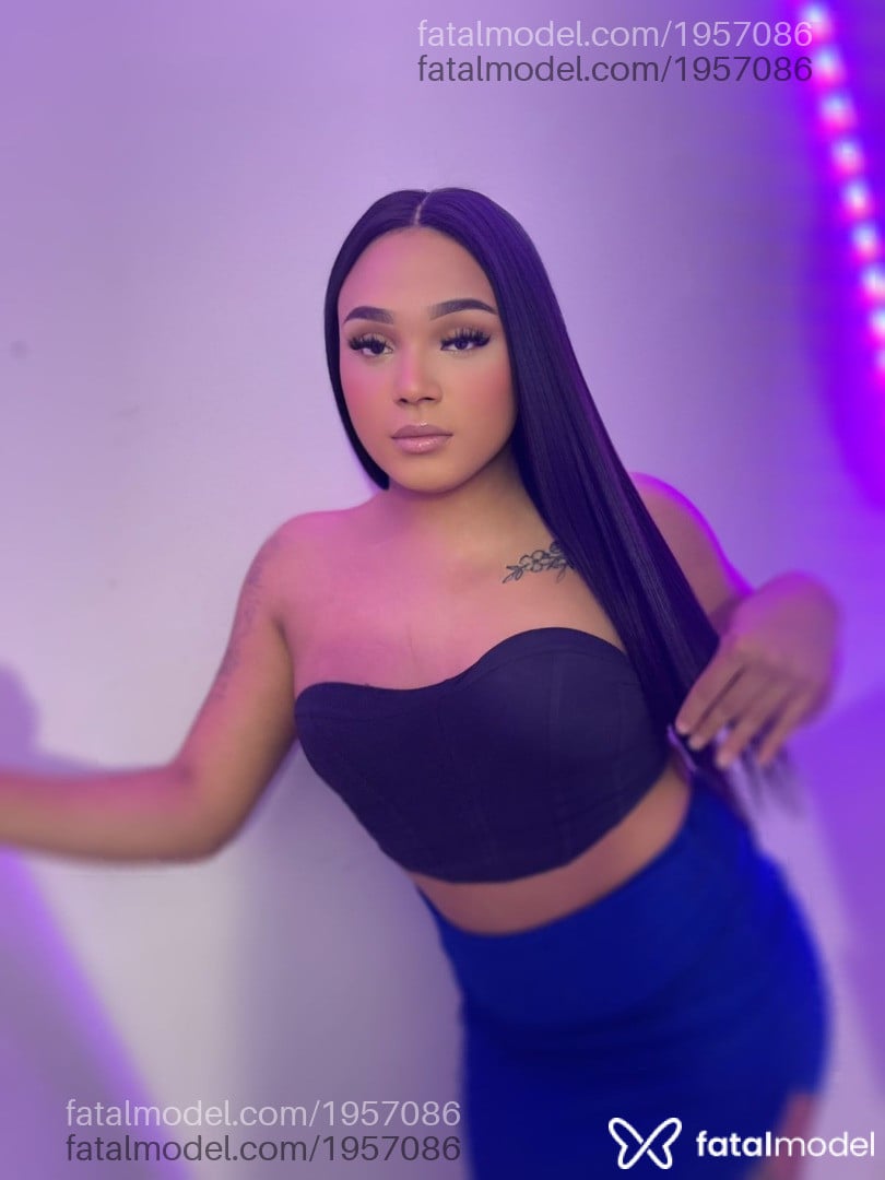 Acompanhante mulher trans morena (o) de olhos castanhos em São José dos Campos - Dafne vitoria