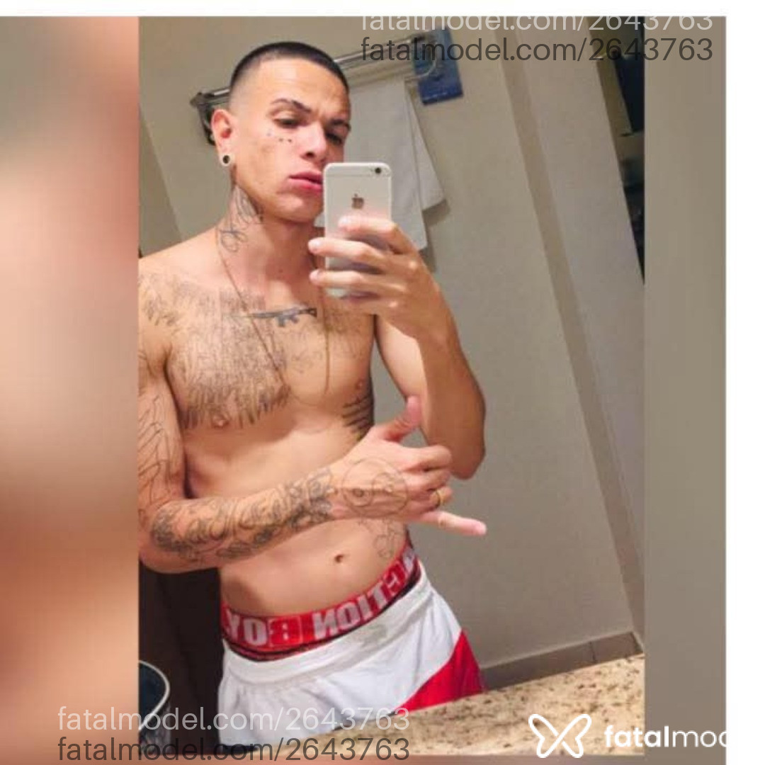 Acompanhante homem morena (o) de olhos castanhos em Virtual Acompanhante homem morena (o) de olhos castanhos em Virtual - Galiardo