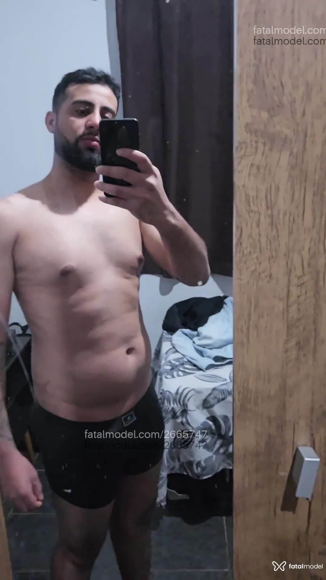 Acompanhante homem morena (o) de olhos castanhos em Goiânia - Luke